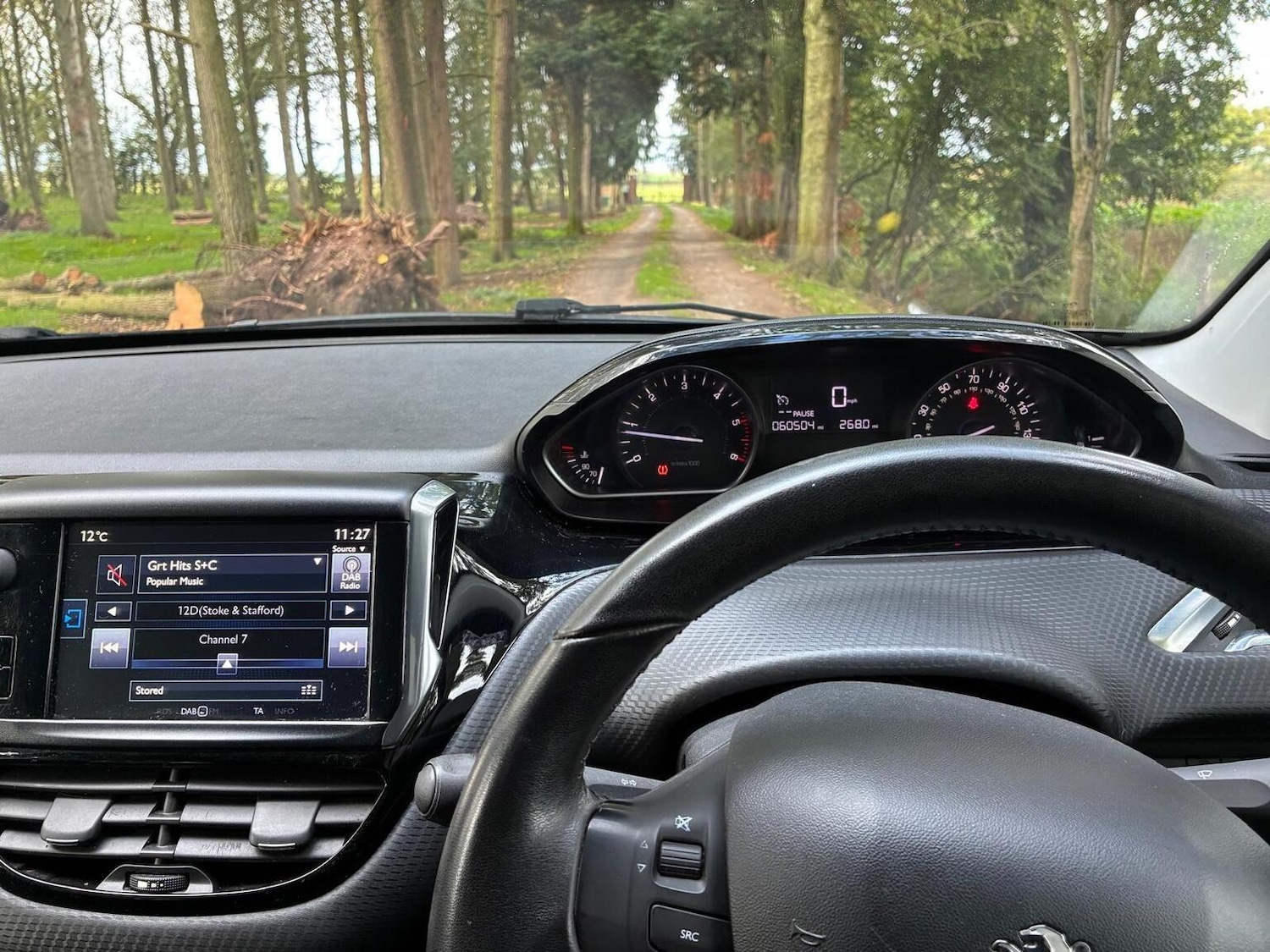 Used Peugeot 2008 2015 for sale - 76905152: Photo 18