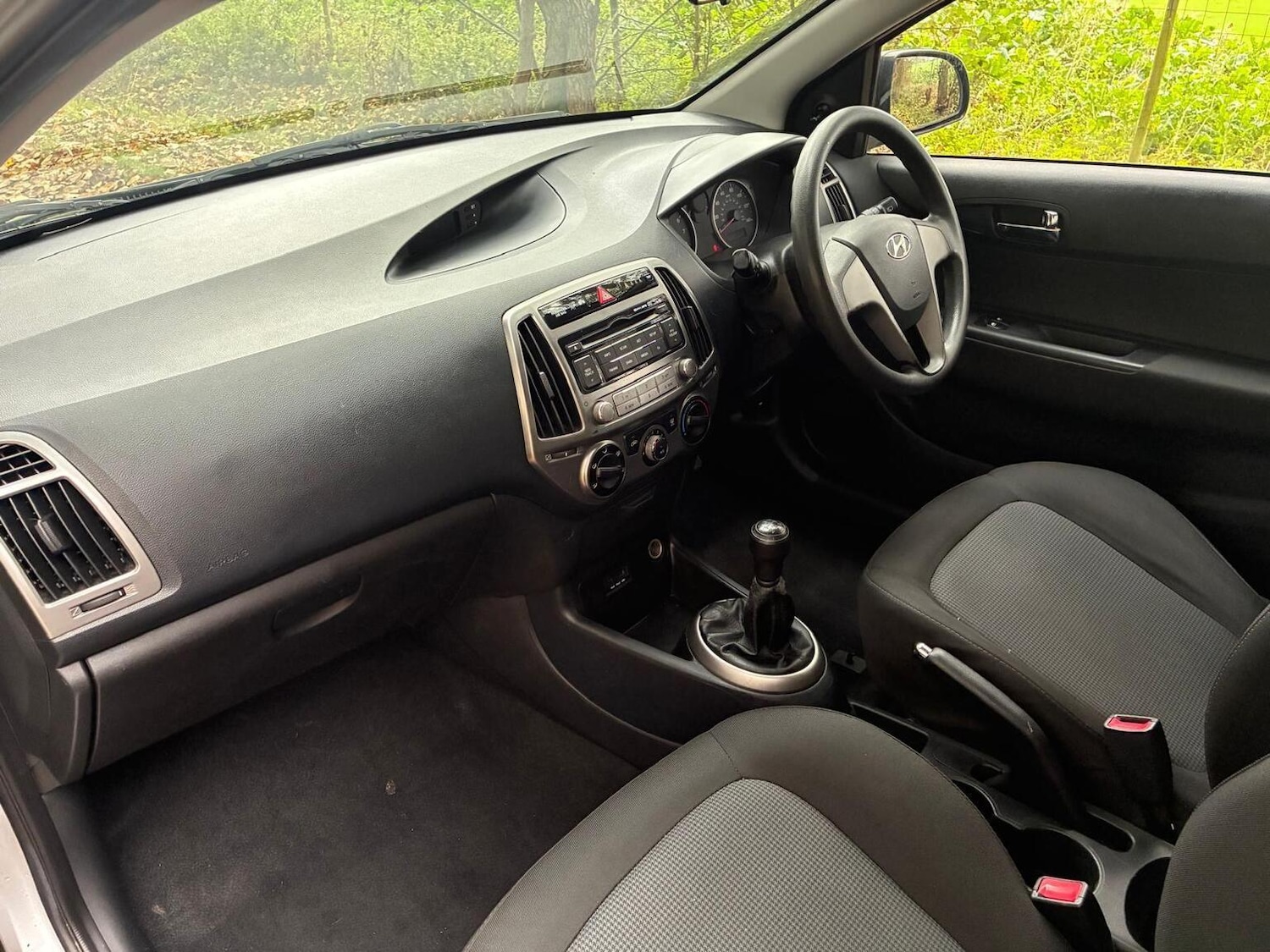 Used Hyundai i20 2013 for sale - 76905146: Photo 18