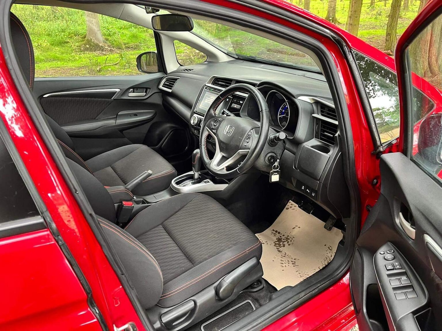 Used Honda Jazz 2018 for sale - 76905134: Photo 9