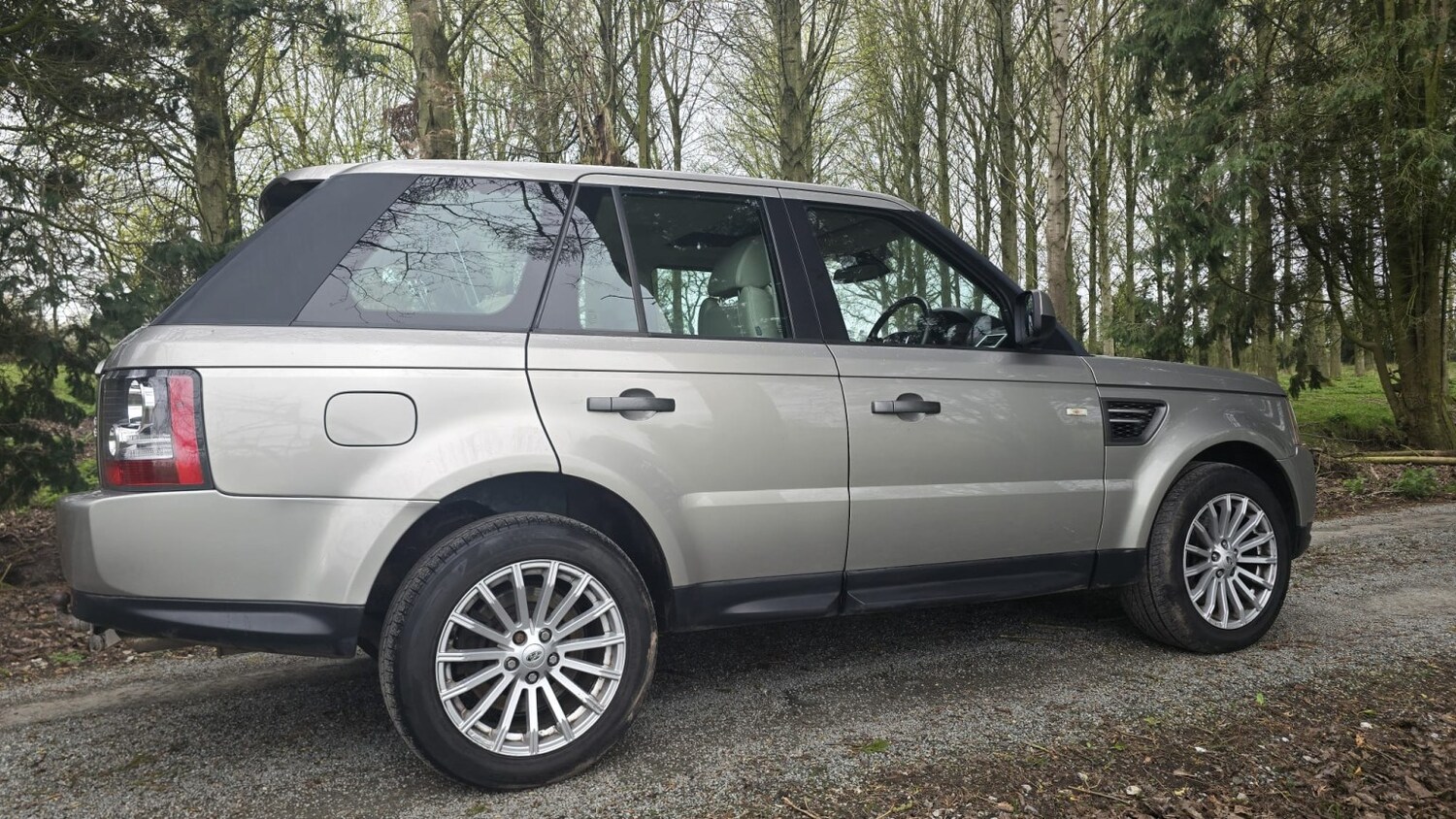 Used Land Rover Range Rover Sport 2011 for sale - 78125165: Photo 10