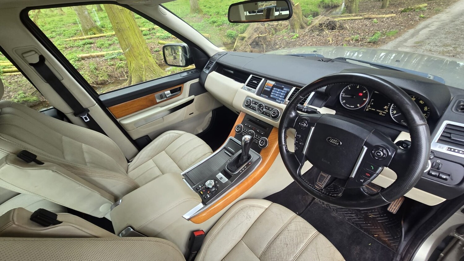 Used Land Rover Range Rover Sport 2011 for sale - 78125165: Photo 12