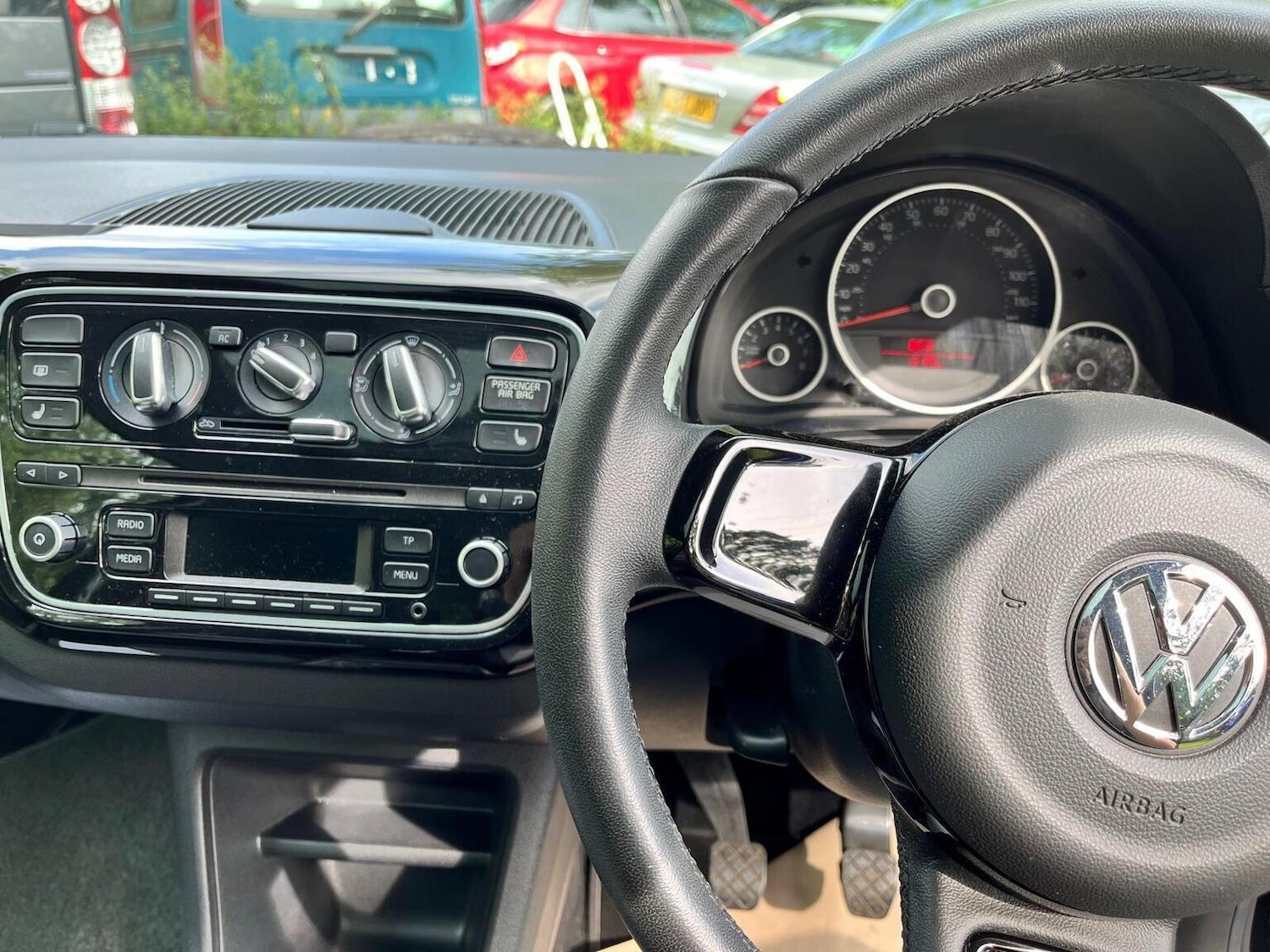 Used Volkswagen up! 2012 for sale - 76905139: Photo 14