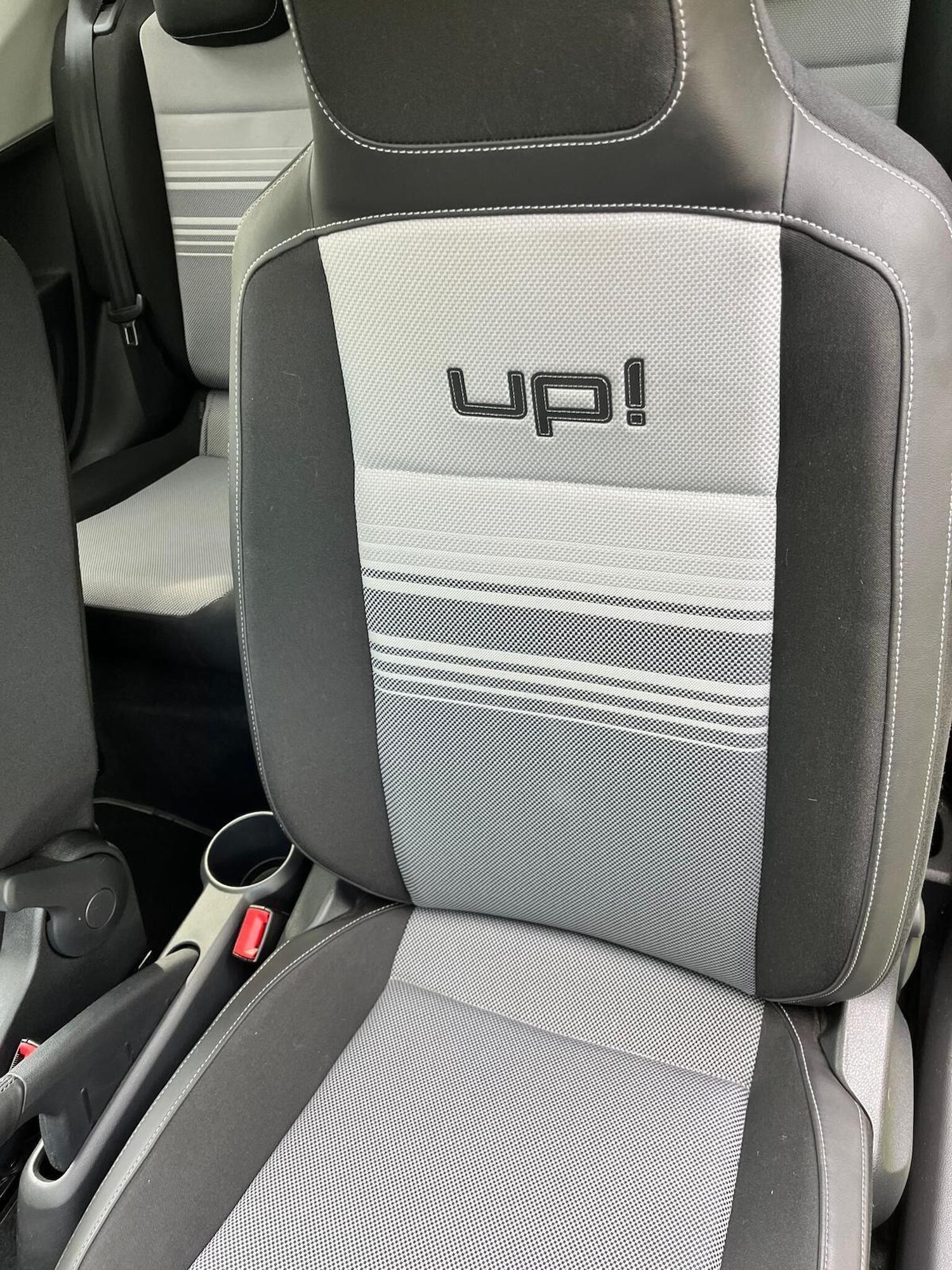 Used Volkswagen up! 2012 for sale - 76905139: Photo 16