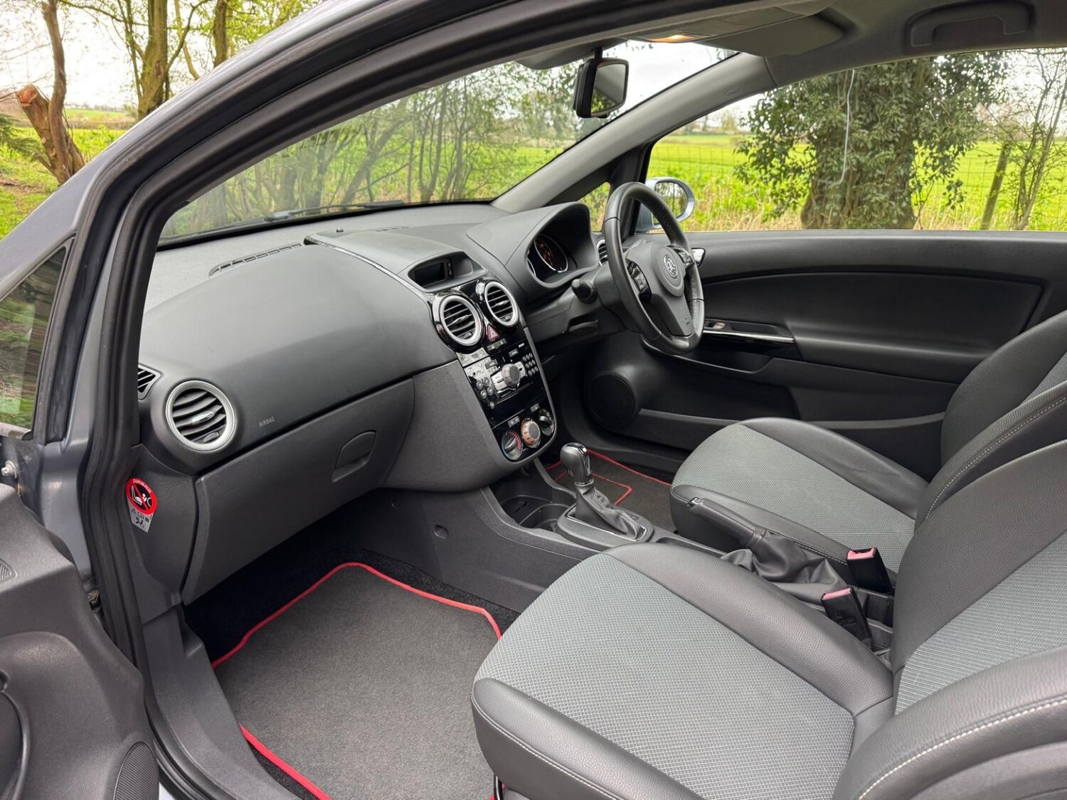 Used Vauxhall Corsa 2009 for sale - 78125154: Photo 17