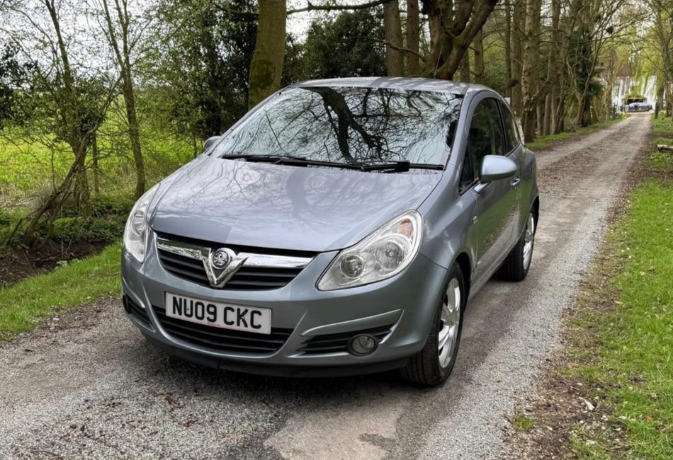 Used Vauxhall Corsa 2009 for sale - 78125154: Photo 3