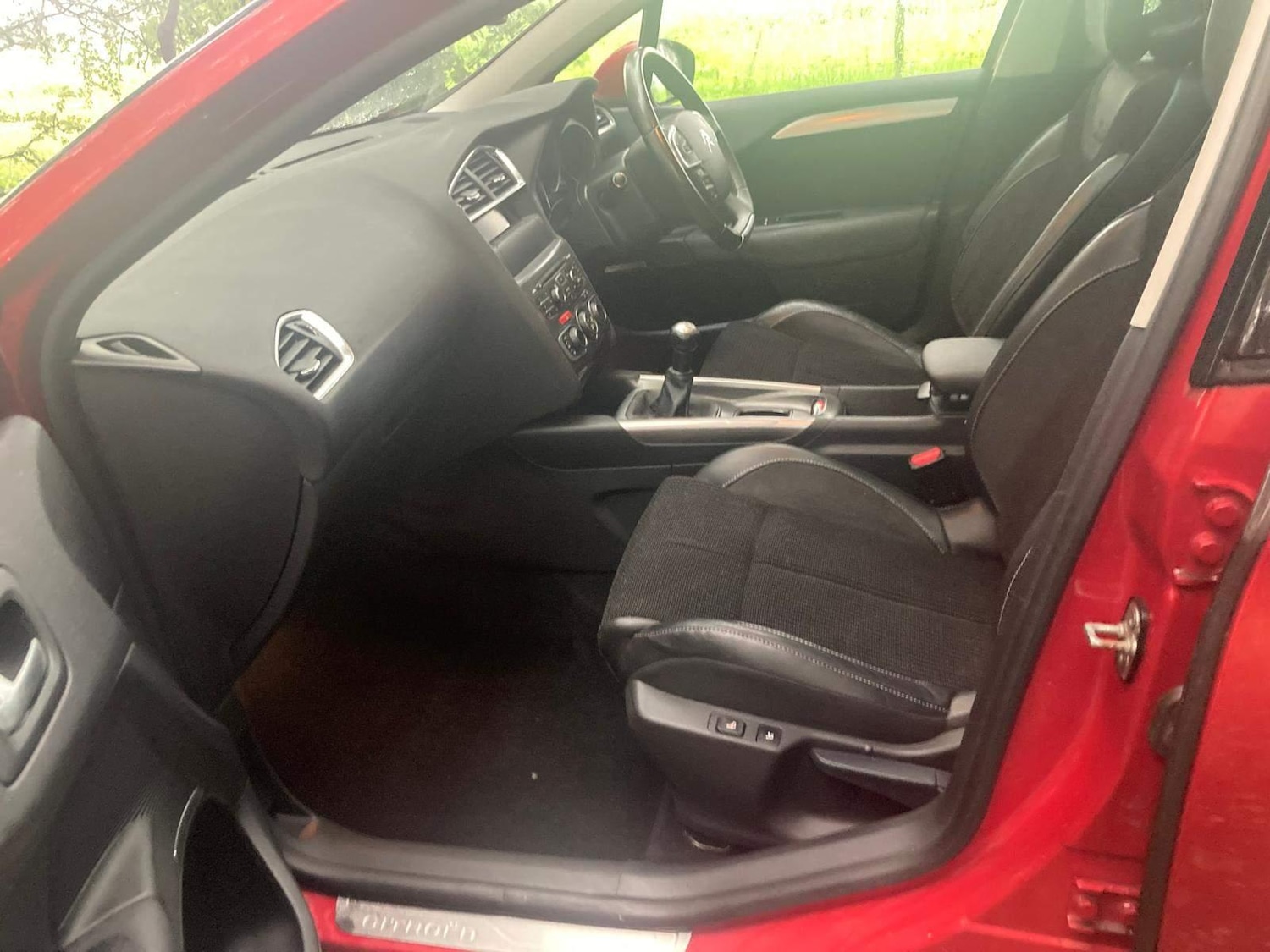 Used Citroen C4 2010 for sale - 76122425: Photo 18