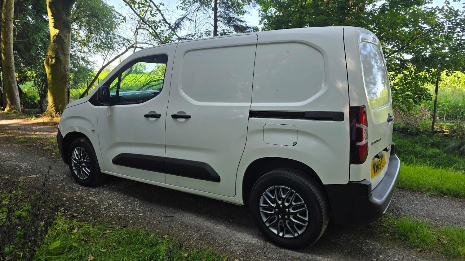 Used Citroen Berlingo 2019 for sale - 76905133: Photo 9