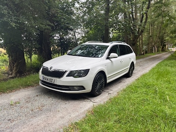 Used Skoda Superb 2014 for sale - 79395166: Photo