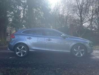 Used Volvo V40 2015 for sale - 74121126: Photo