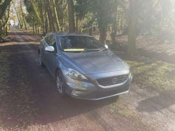 Used Volvo V40 2015 for sale - 74121126: Photo