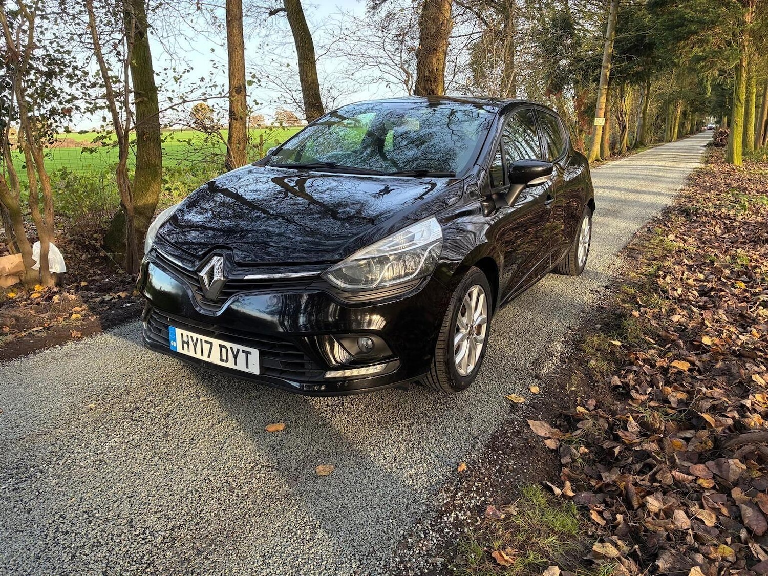 Used Renault Clio 2017 for sale - 76905151: Photo 4
