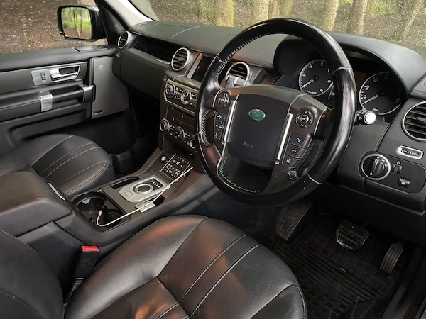 Used Land Rover Discovery 4 2013 for sale - 70260409: Photo 15