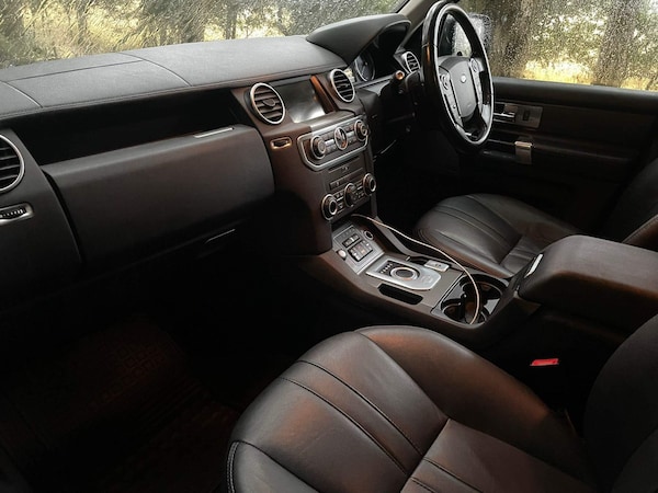 Used Land Rover Discovery 4 2013 for sale - 70260409: Photo 19