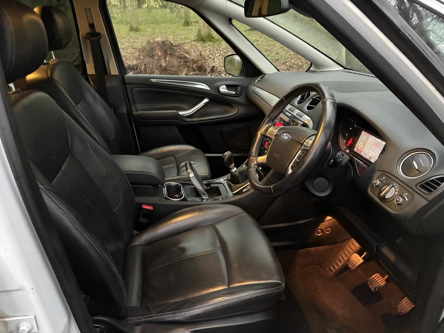 Used Ford S-Max 2013 for sale - 76911115: Photo 11