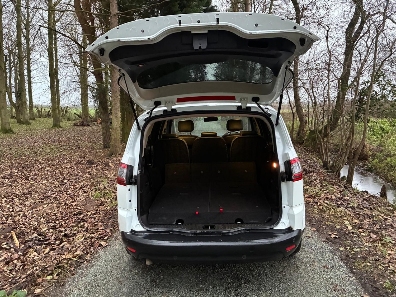 Used Ford S-Max 2013 for sale - 76911115: Photo 15