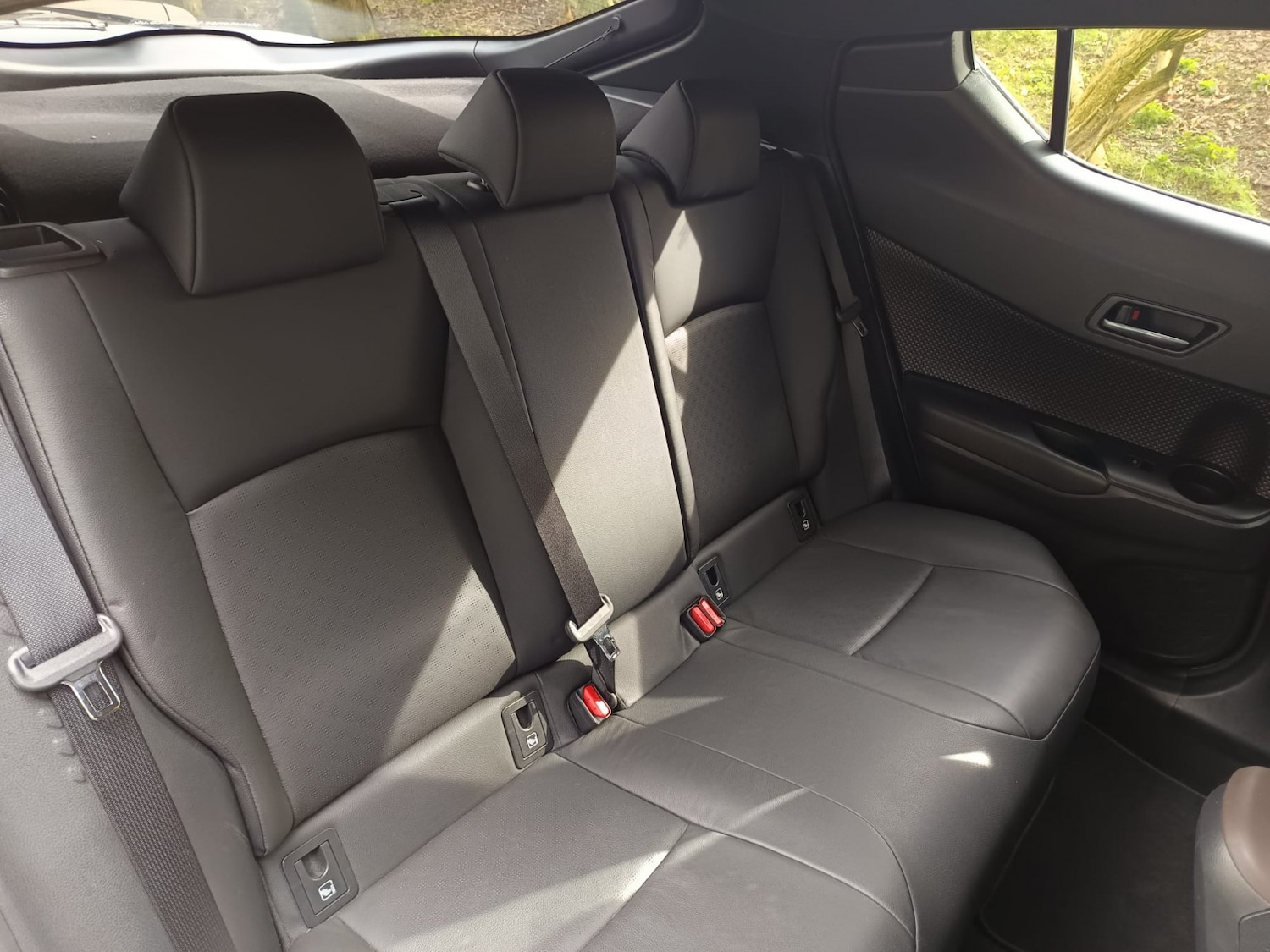 Used Toyota C-HR 2019 for sale - 78018441: Photo 10