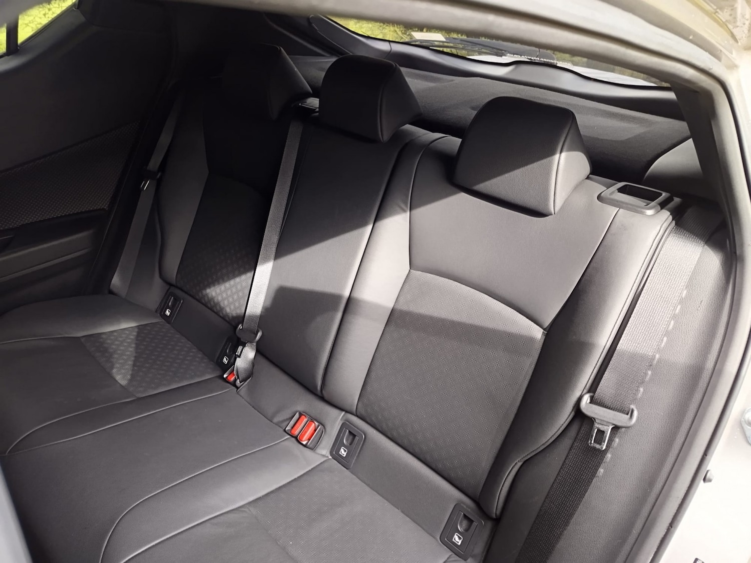 Used Toyota C-HR 2019 for sale - 78018441: Photo 12