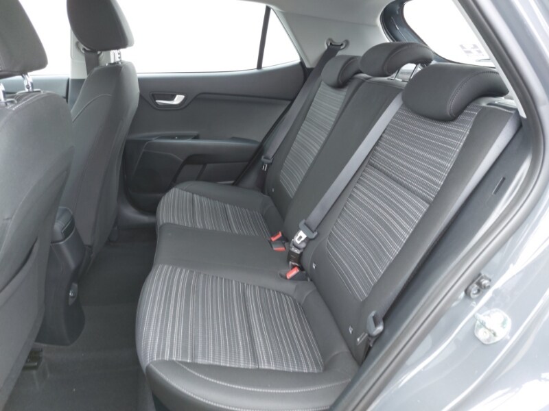 Used Kia Stonic 2021 for sale - 77847107: Photo 6