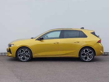 Used Vauxhall Astra 2023 for sale - 79351159: Photo