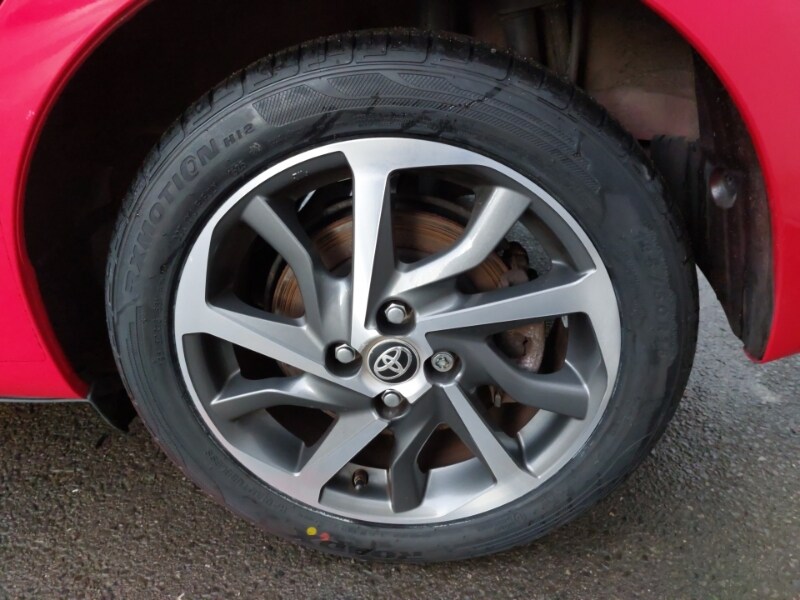 Used Toyota Yaris 2018 for sale - 77419121: Photo 12