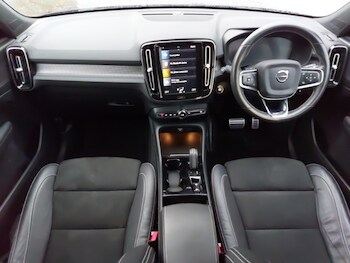 Used Volvo XC40 2021 for sale - 76471535: Photo
