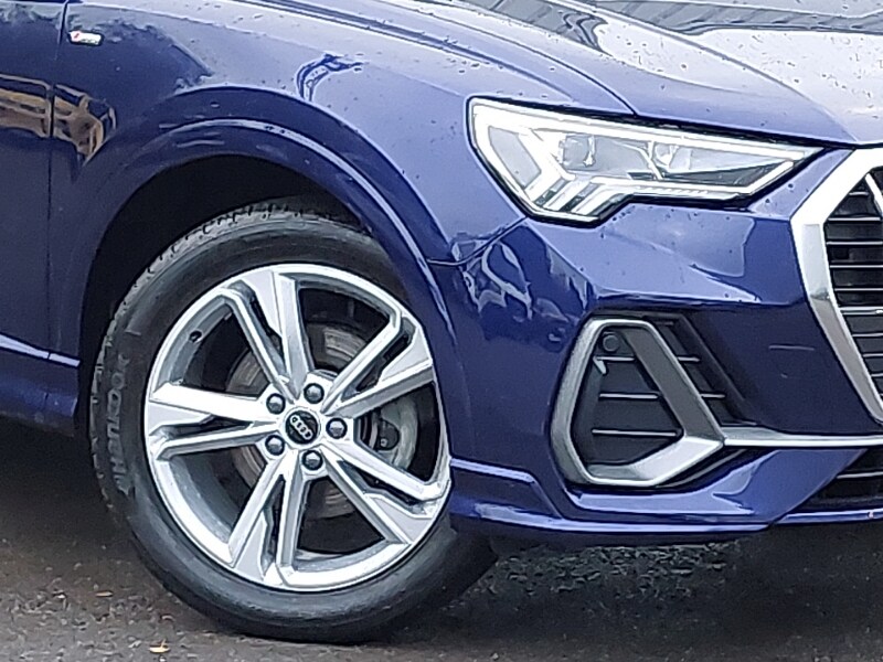 Used Audi Q3 2024 for sale - 77366384: Photo 9