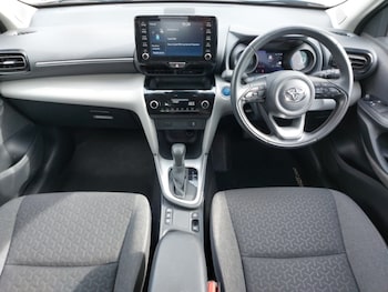 Used Toyota Yaris Cross 2022 for sale - 75882904: Photo