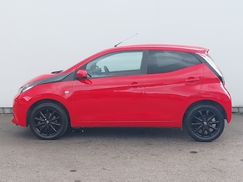 Used Toyota AYGO 2017 for sale - 79505891: Photo