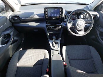 Used Toyota Yaris Cross 2022 for sale - 78403582: Photo