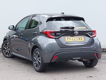 Used Toyota Yaris 2022 for sale - 75399970: Photo