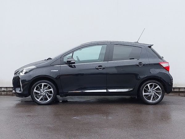 Used Toyota Yaris 2017 for sale - 76217862: Photo 4