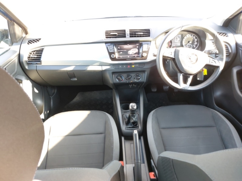 Used Skoda Fabia 2019 for sale - 76411049: Photo 2