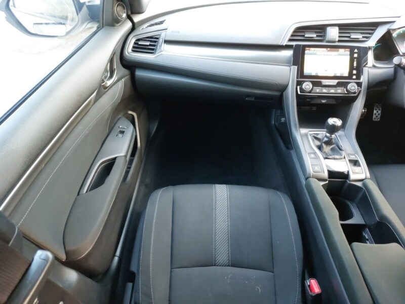 Used Honda Civic 2017 for sale - 77922805: Photo 10