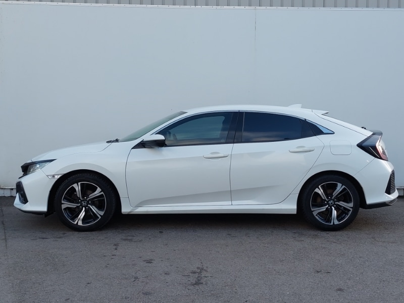 Used Honda Civic 2017 for sale - 77922805: Photo 4