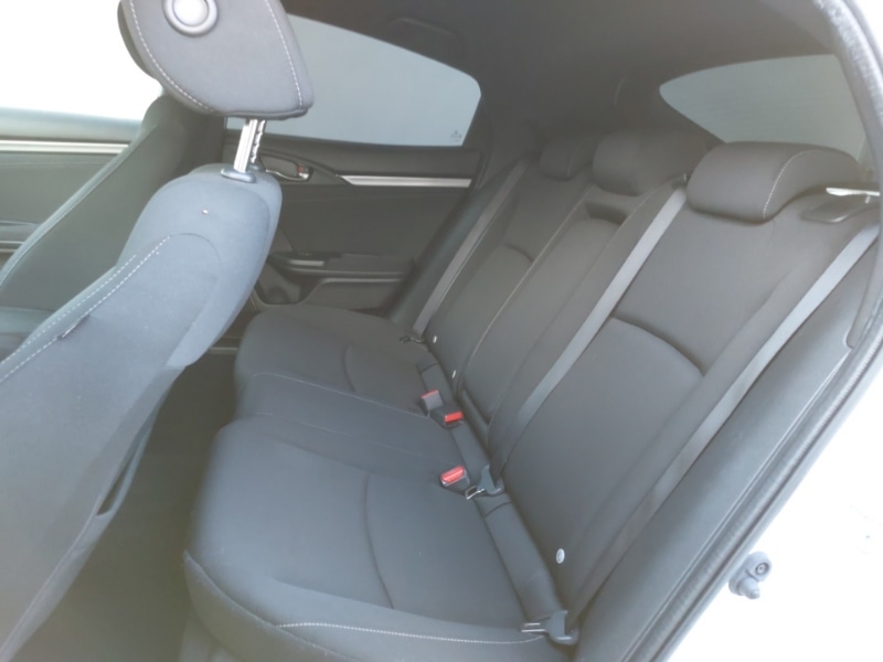 Used Honda Civic 2017 for sale - 77922805: Photo 6