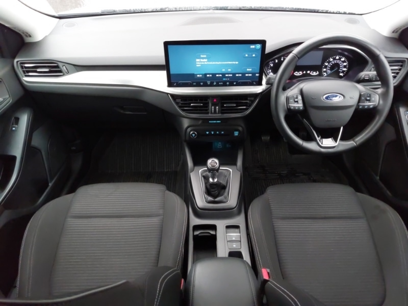 Used Ford Focus 2022 for sale - 76947504: Photo 2