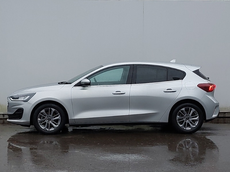 Used Ford Focus 2022 for sale - 76947504: Photo 4