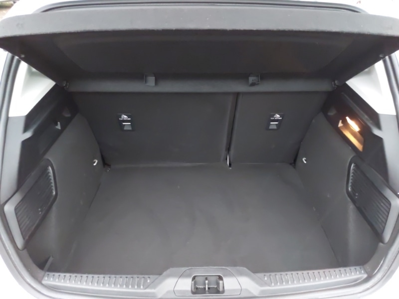 Used Ford Focus 2022 for sale - 76947504: Photo 8