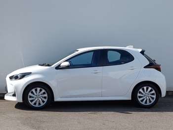 Used Toyota Yaris 2022 for sale - 75184825: Photo