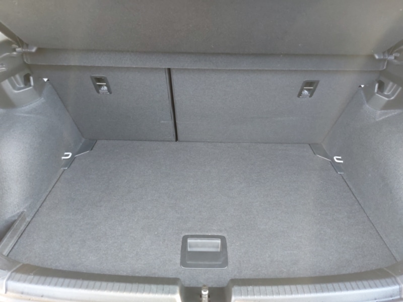 Used Volkswagen Polo 2023 for sale - 76455789: Photo 8