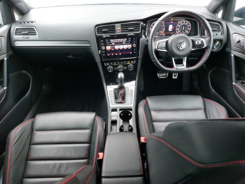 Used Volkswagen Golf 2019 for sale - 77530796: Photo 2