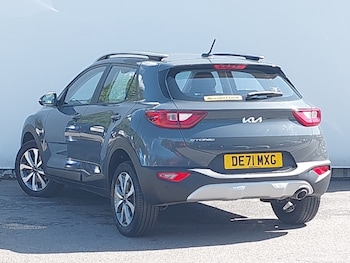 Used Kia Stonic 2021 for sale - 75476635: Photo
