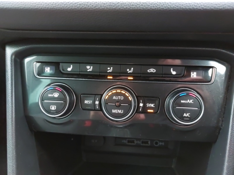 Used Volkswagen Tiguan 2019 for sale - 77898096: Photo 19