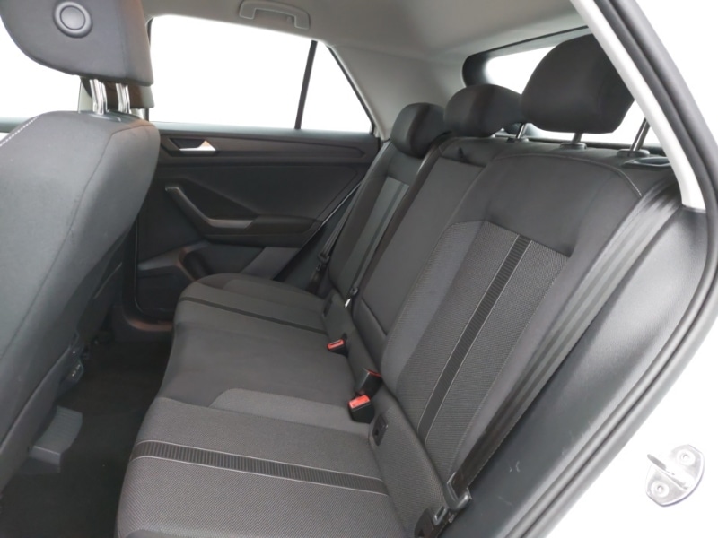 Used Volkswagen T-Roc 2023 for sale - 77289983: Photo 6