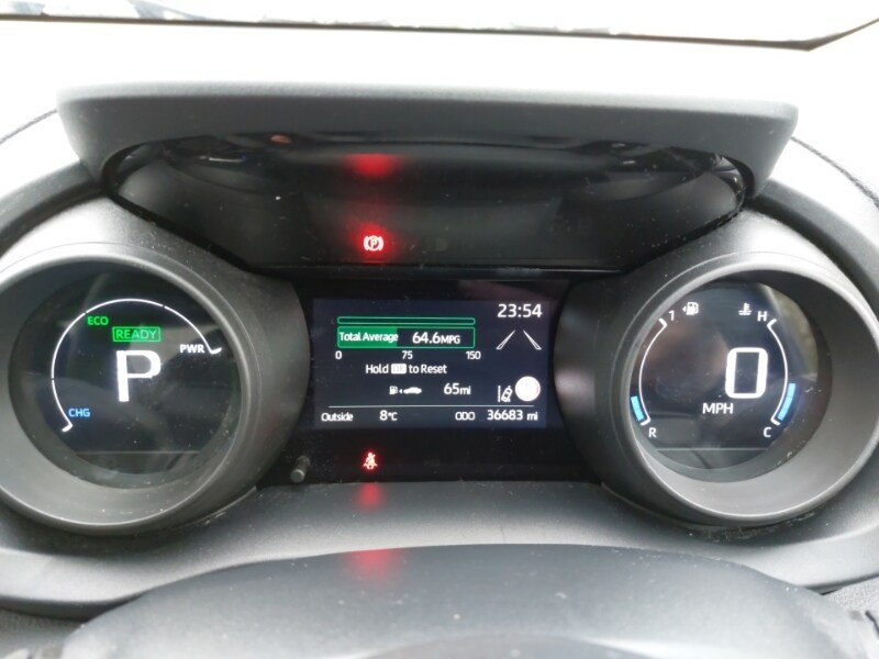 Used Toyota Yaris 2023 for sale - 77325285: Photo 15