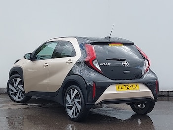Used Toyota Aygo X 2022 for sale - 78848903: Photo