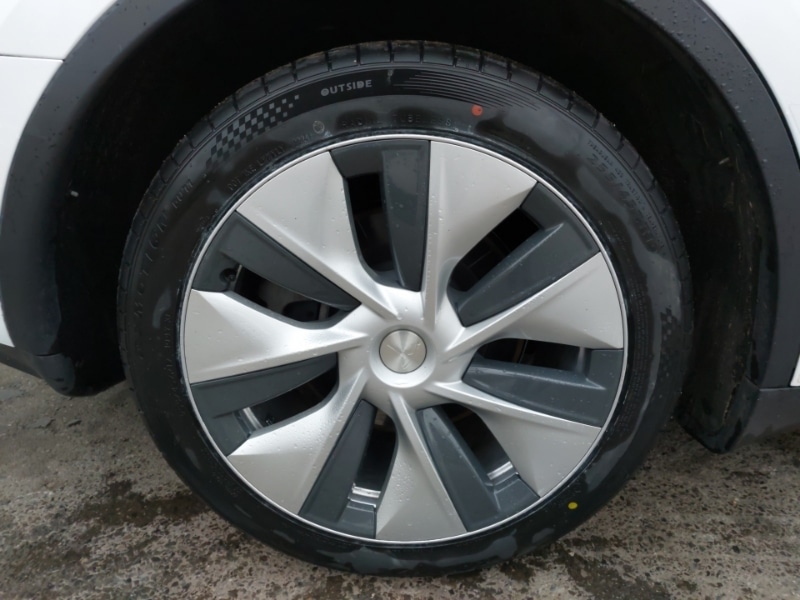 Used Tesla Model Y 2022 for sale - 77085798: Photo 12