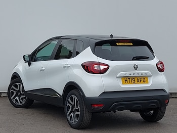 Used Renault Captur 2019 for sale - 75640498: Photo