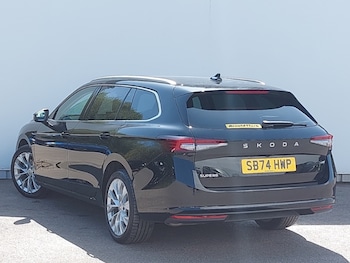 Used Skoda Superb 2024 for sale - 78342709: Photo