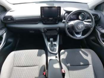 Used Toyota Yaris 2022 for sale - 74749823: Photo